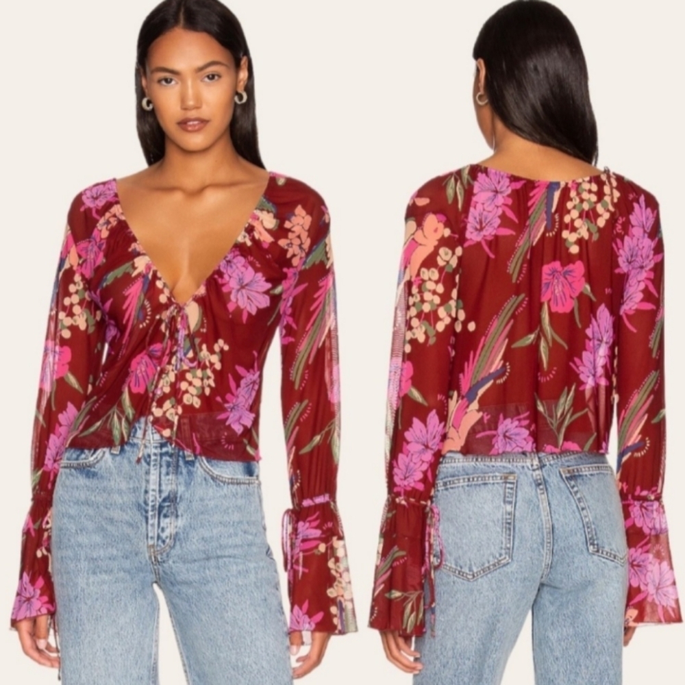 NWT Free People of Paradise Top in Cocoa Combo Bell Sleeves Red Floral Size M